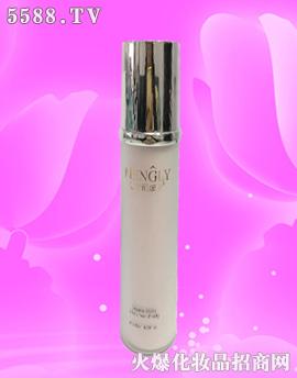 �V�݋������yƷ���޹�˾����(m��ng)����ѩ���n�õ�廨��ˮ