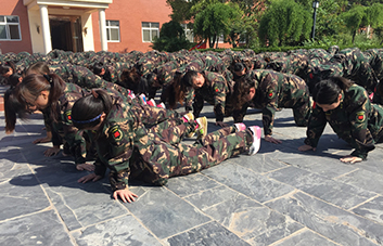 Ӣ���Sˬ���]�гC��������ֻ�Ј�(ji��n)��(qi��ng)��