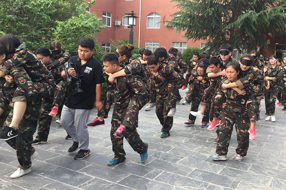 ��(j��ng)�v�D���ĥ�y���w�(y��n)�H������������F