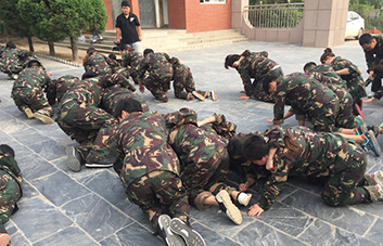 ����һ��һ���ߣ���Щ���Ӳ�����