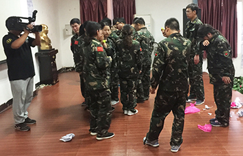 Ҫ��Ȅe�˃�(y��u)������Ҫ�����������κ��˵�Ŭ����