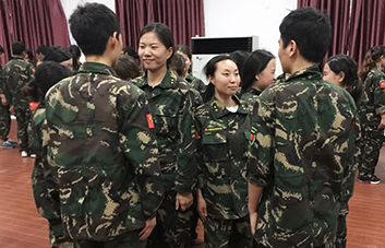 �W(xu��)��(hu��)ٝ�����ի@һ�����ģ�