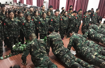 �e�ֱ�Q���I(l��ng)�����������F(xi��n)��W(xu��)�T��