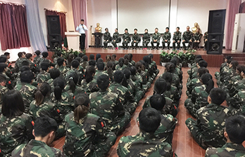 ������������(zh��n)�������(du��)�����I(l��ng)��(d��o)������չʾ��