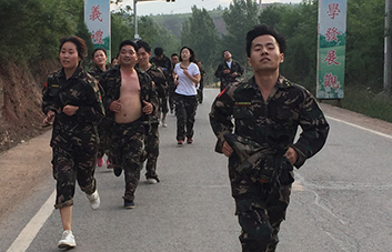 ͽ������15����w�(y��n)���L(zh��ng)��·����ĥ�Z����Ѫ�Ի�����