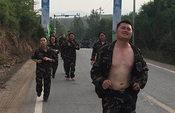 �@���H�H�Ǻ�(ji��n)�ε�ͽ���������x�����������ǈF(tu��n)�(du��)���ں���