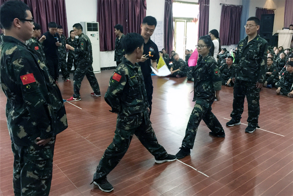 ��(ji��n)��ʯ�^��������ݔ�A�s�ڏ�ָ�g��